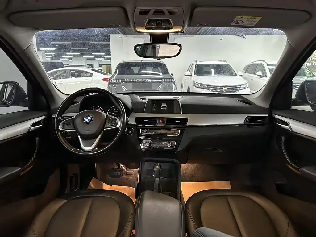 BMW X1 2016 — фото 4