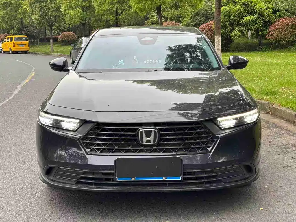 Honda Accord 2023 — фото 2