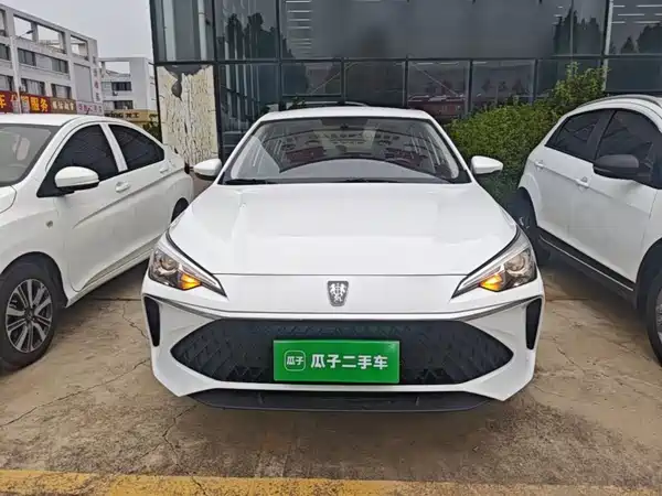 Roewe i5 2025