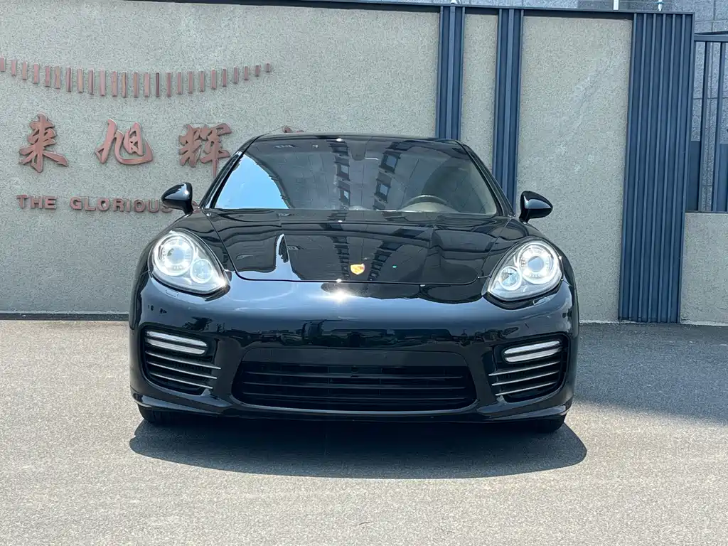 Porsche Panamera 2016