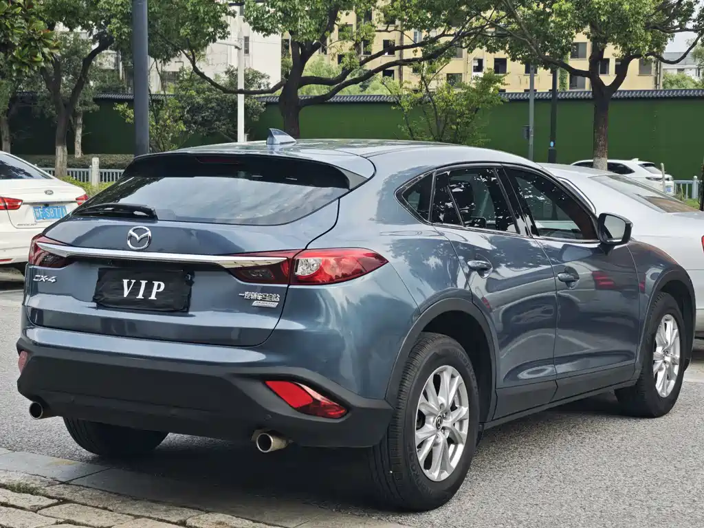 Mazda CX-4 2018 — фото 4