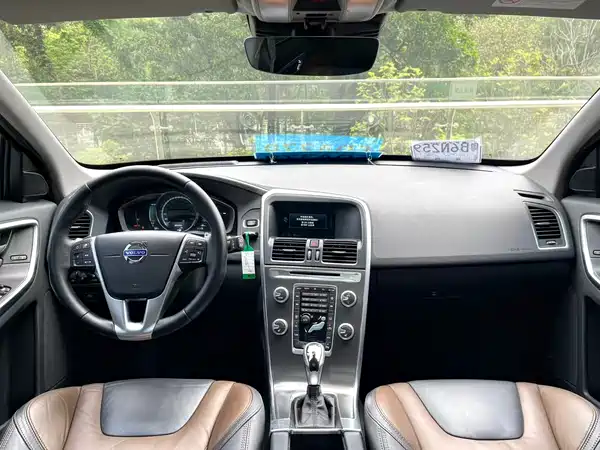 Volvo XC60 2014