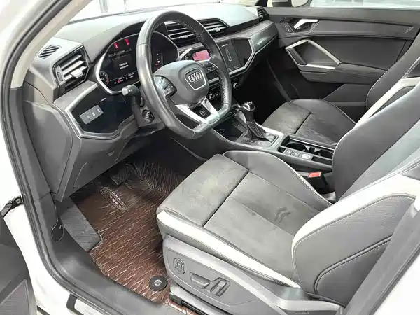 Audi Q3 2022