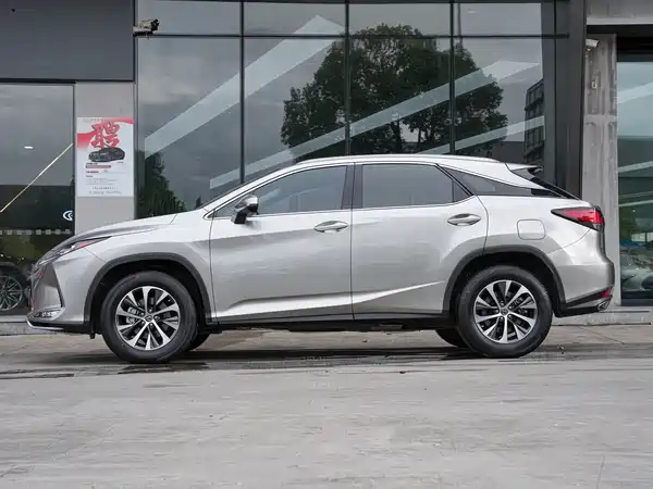 Lexus RX 2021