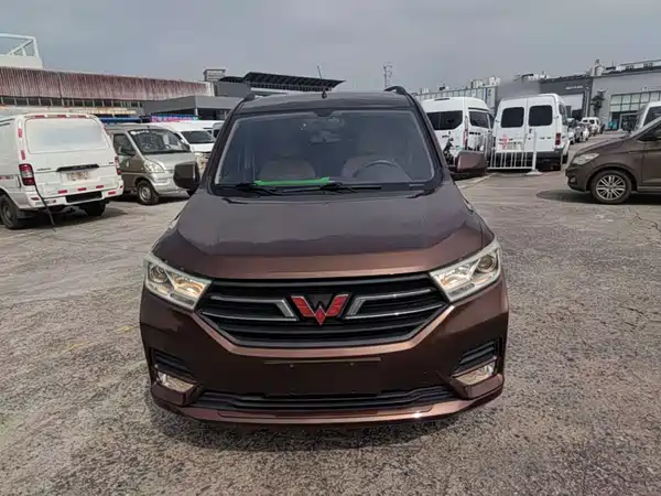 Wuling Hongguang 2019