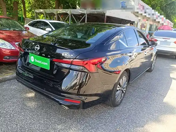Nissan Teana 2023