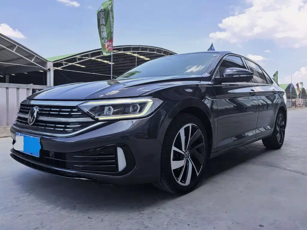 Volkswagen Sagitar 2023