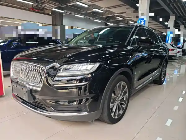 Lincoln Nautilus 2022