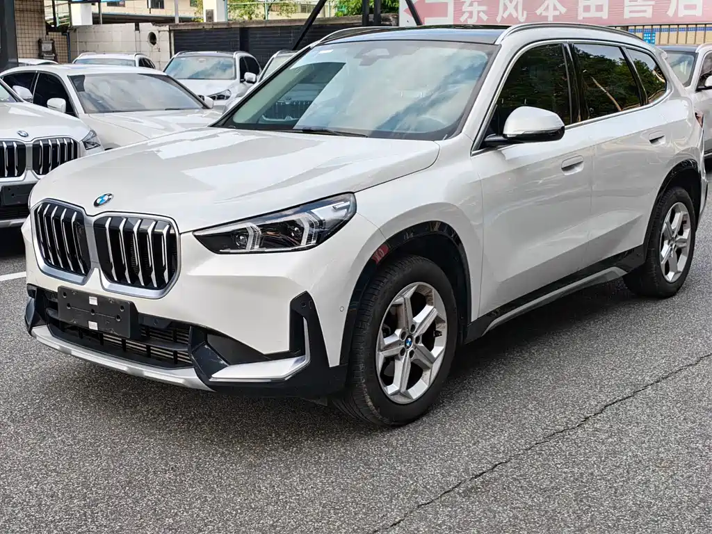 BMW X1 2023 — фото 1