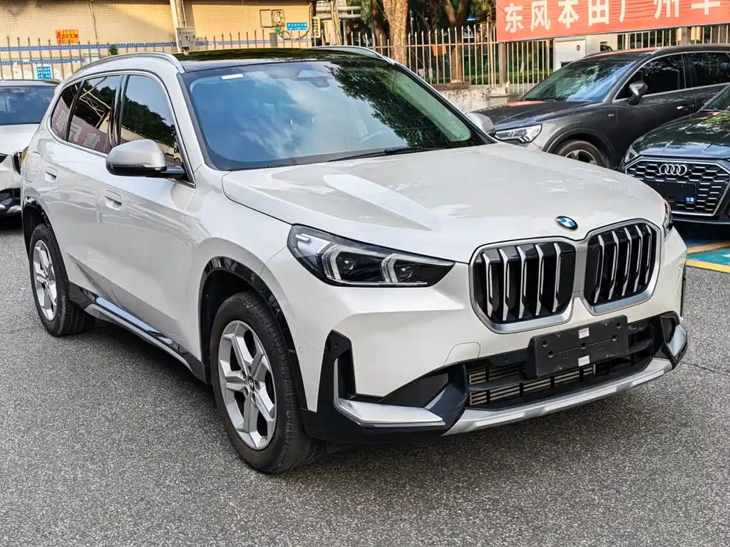 BMW X1 2023 — фото 3
