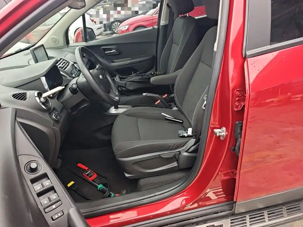 Chevrolet Trax 2016 — фото 15