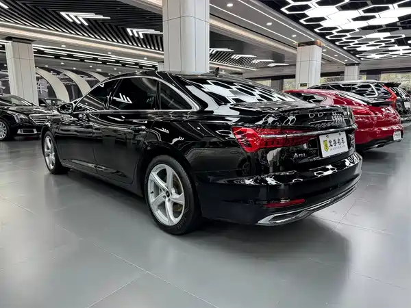 Audi A6L 2023