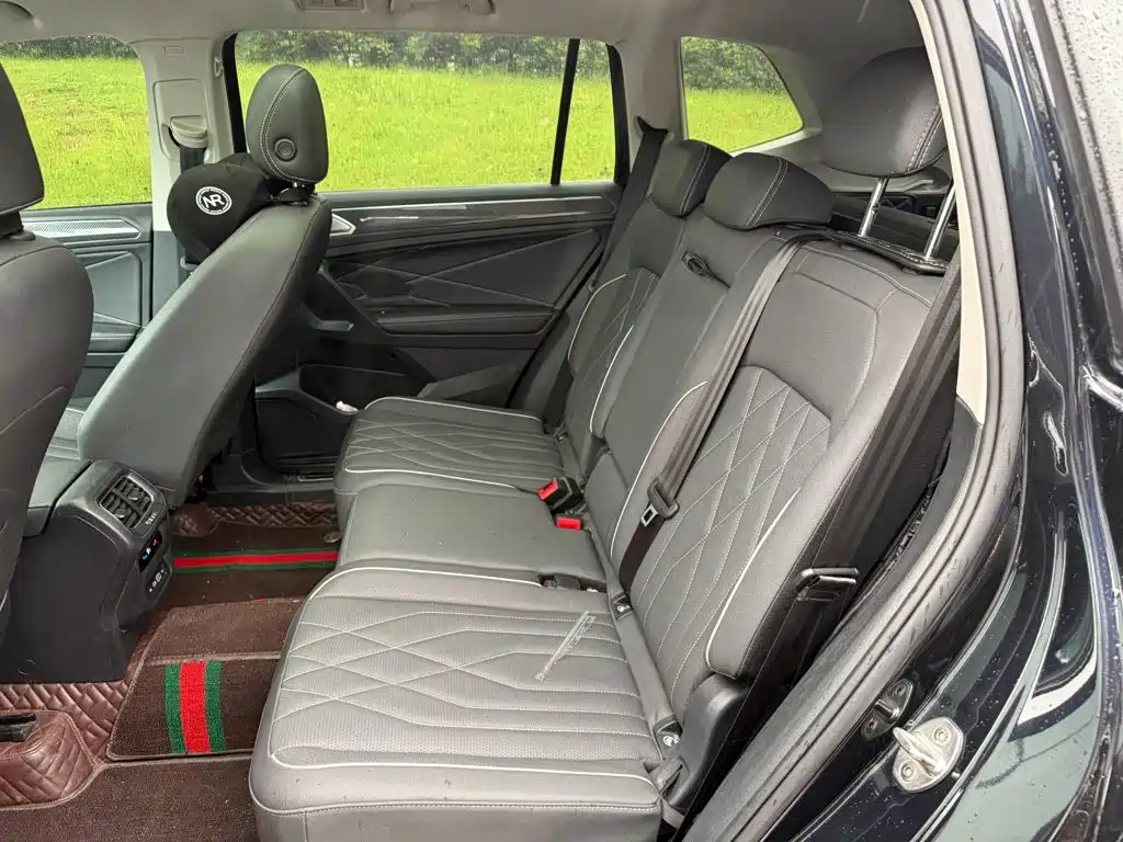 Volkswagen Tiguan L 2023 — фото 12