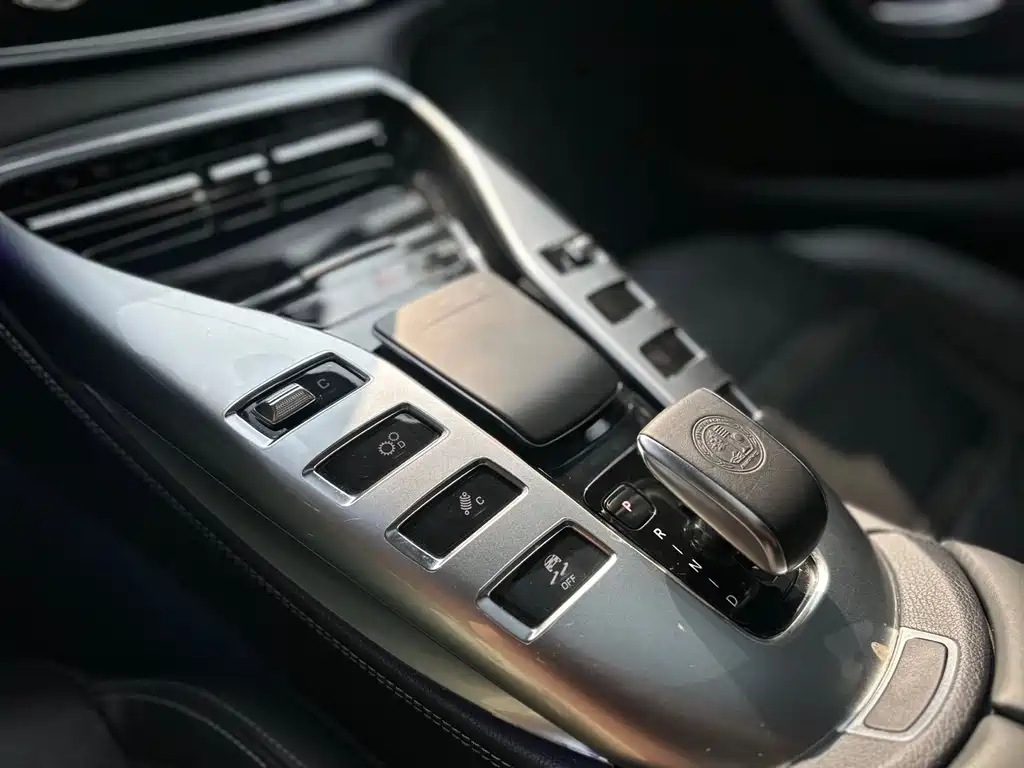 Mercedes-Benz AMG GT 2019 — фото 9