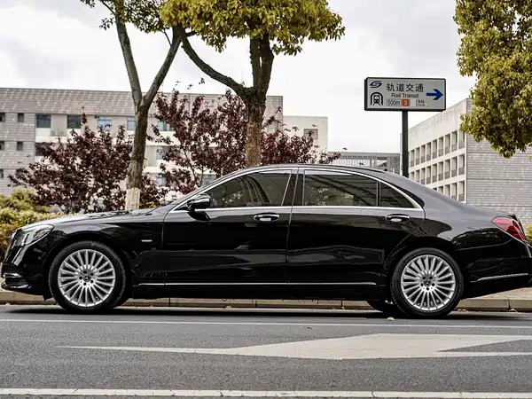Mercedes-Benz S-Class 2020