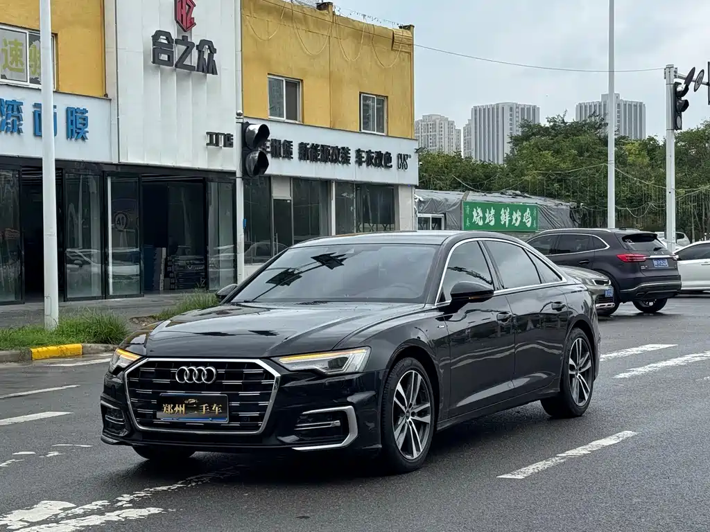 Audi A6L 2022