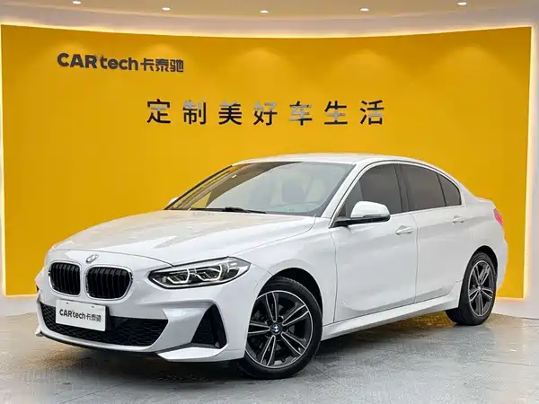 BMW 1 Series 2021