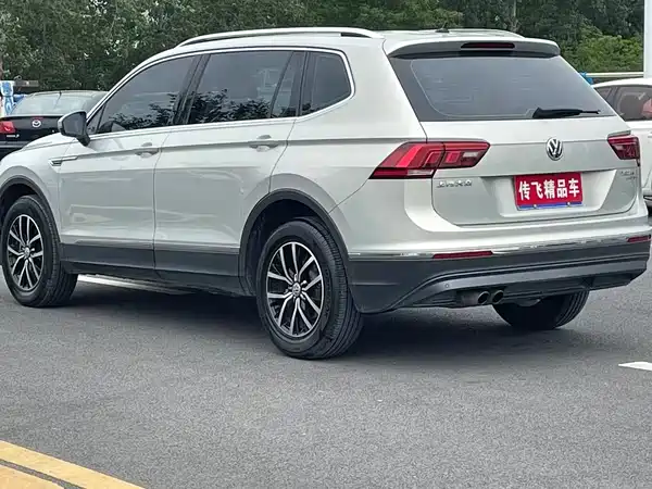 Volkswagen Tiguan L 2018