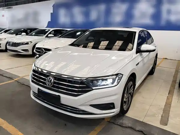 Volkswagen Sagitar 2022