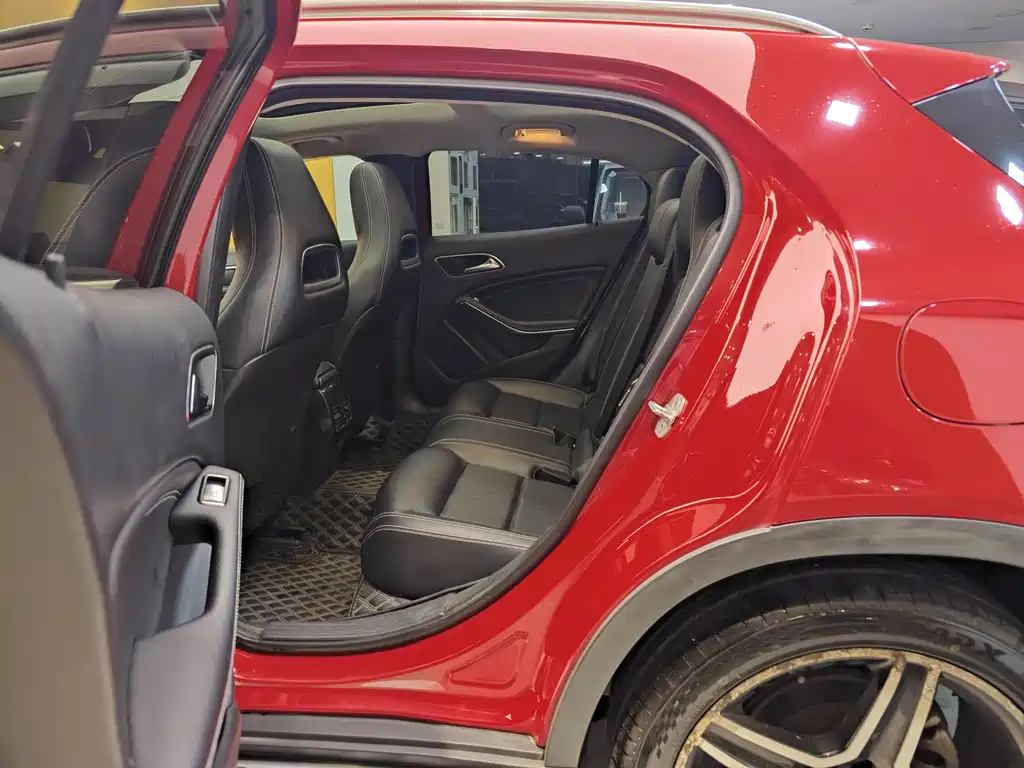 Mercedes-Benz GLA 2016 — фото 22