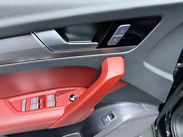 Audi Q5L 2024