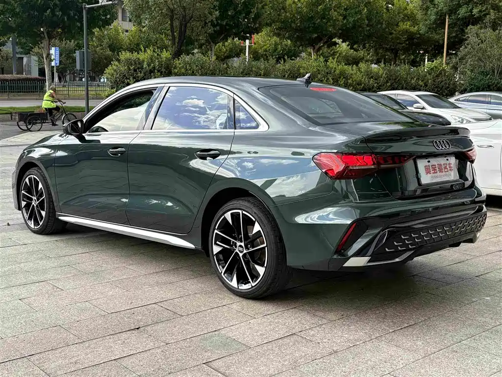 Audi A3 2025 — фото 13