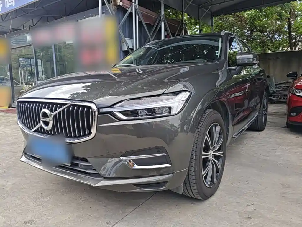 Volvo XC60 2020 — фото 2