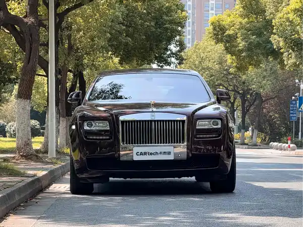 Rolls-Royce Ghost 2015
