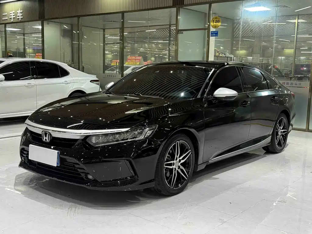 Honda Inspire 2023 — фото 1
