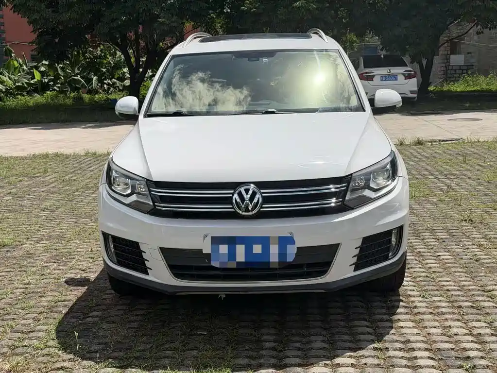 Volkswagen Tiguan 2016 — фото 2