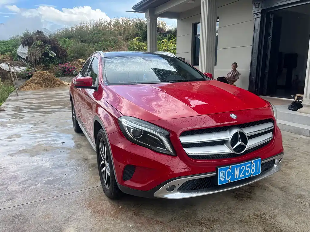Mercedes-Benz GLA 2017
