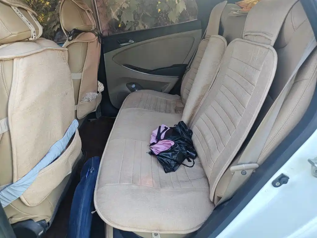 Hyundai Verna 2015 — фото 15
