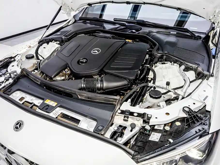 Mercedes-Benz C-Class 2023 — фото 30