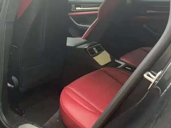 Porsche Panamera 2025