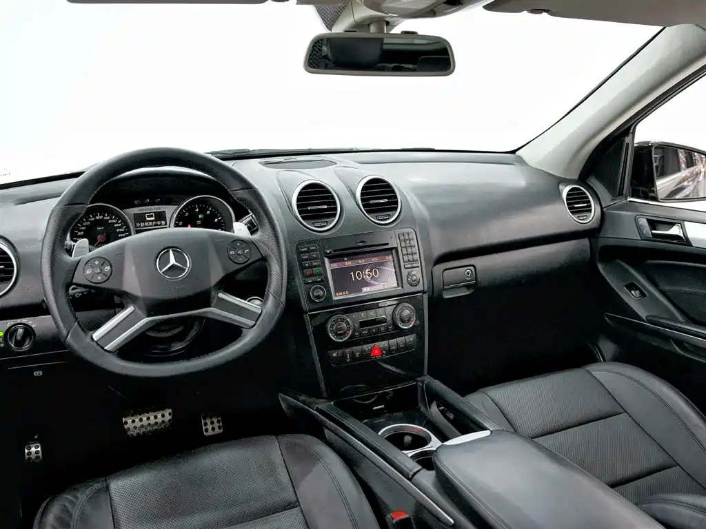 Mercedes-Benz M-Class AMG 2010 — фото 11