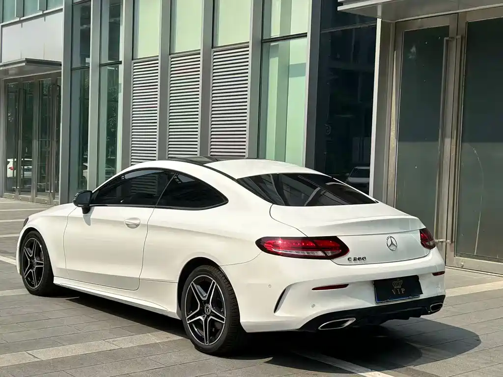 Mercedes-Benz C-Class 2019