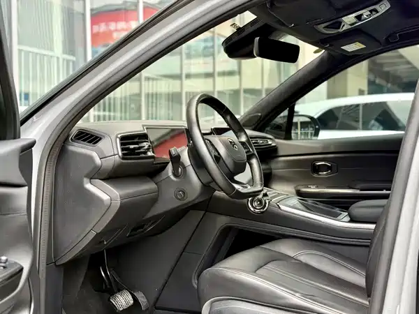 NIO ES6 2021