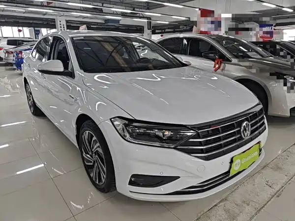 Volkswagen Sagitar 2020