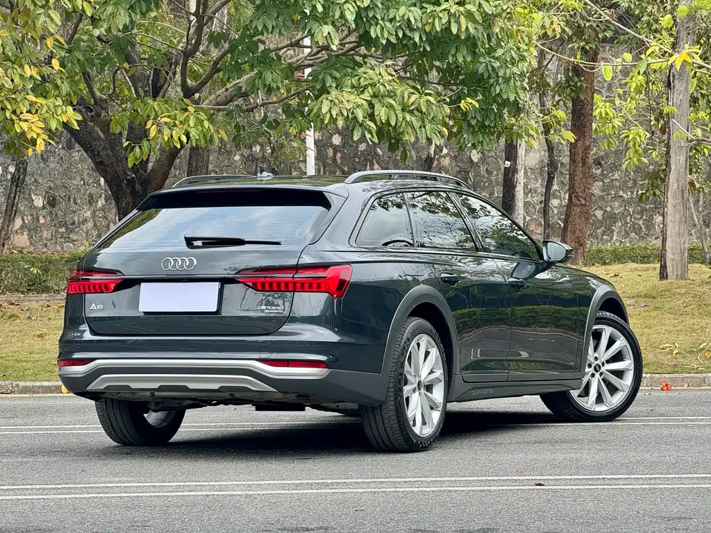 Audi A6 2022 — фото 26