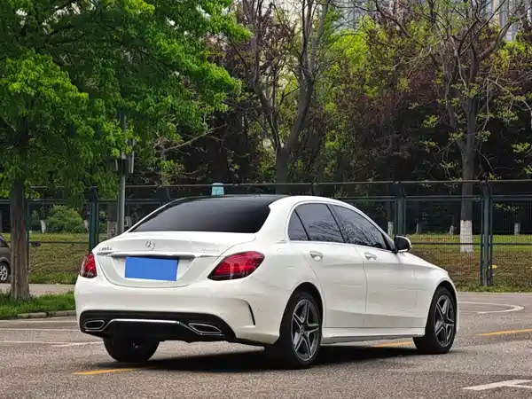 Mercedes-Benz C-Class 2020