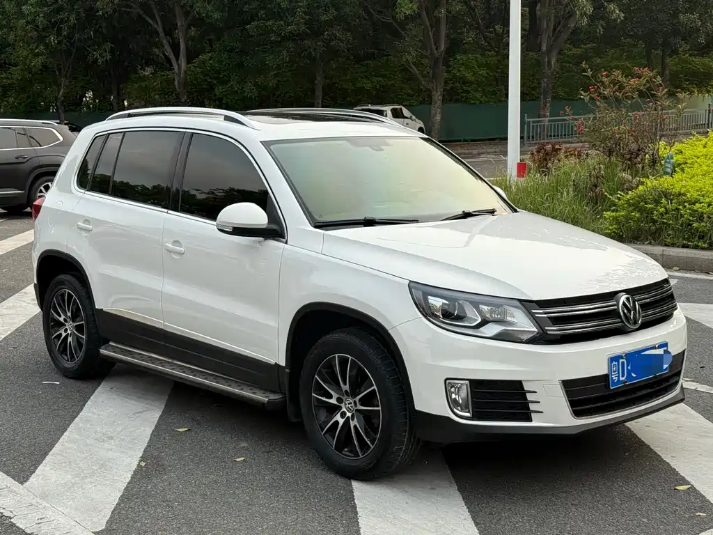 Volkswagen Tiguan 2015 — фото 3