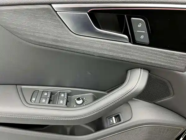 Audi A4L 2024