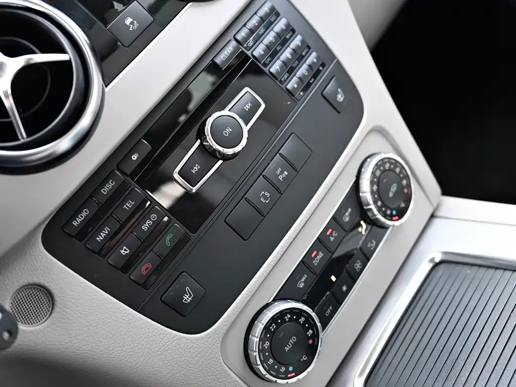 Mercedes-Benz GLK-Class 2013