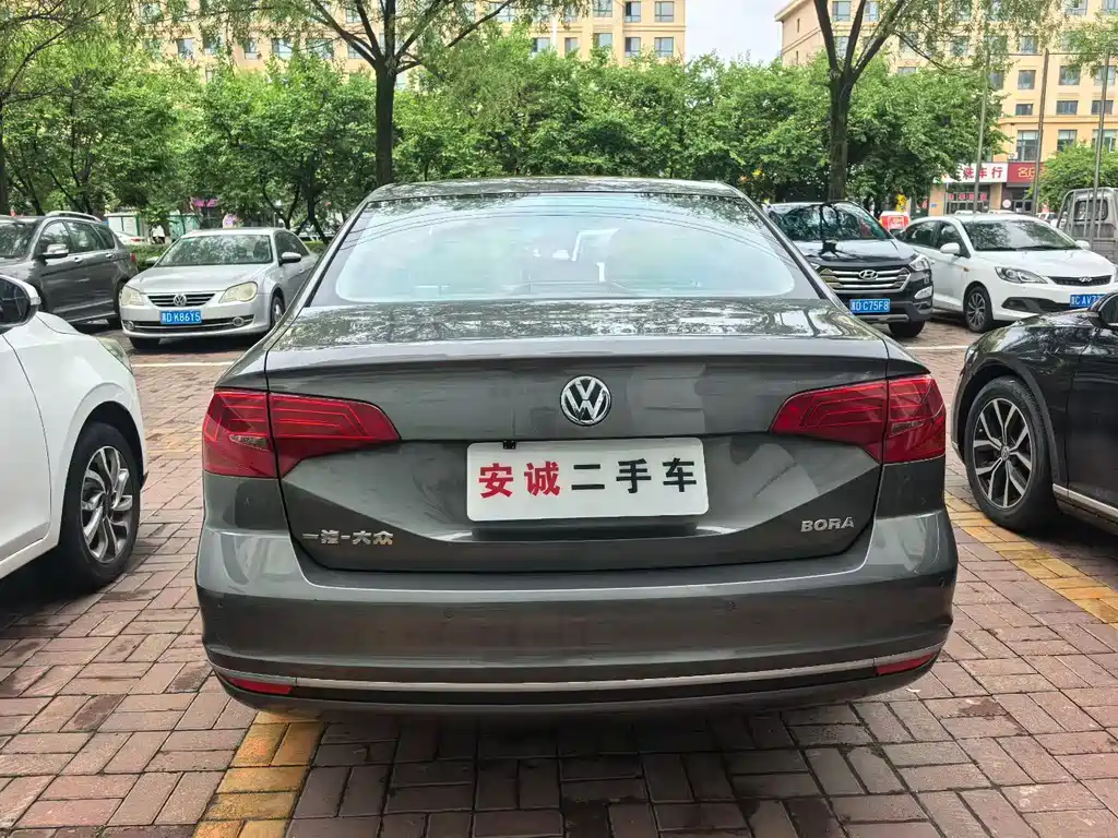 Volkswagen Bora 2016