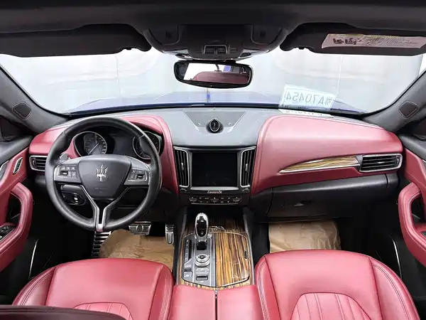 Maserati Levante 2017