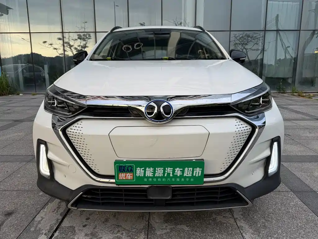 BAIC Beijing EX5 2019 — фото 13