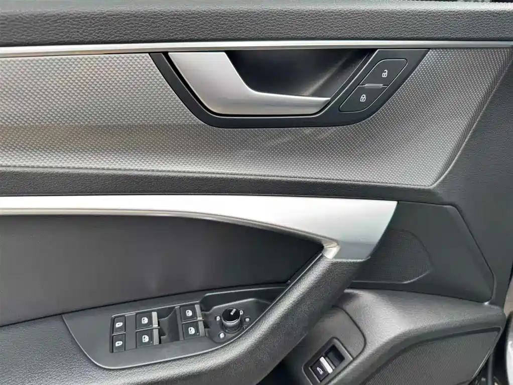 Audi A6L 2020 — фото 11