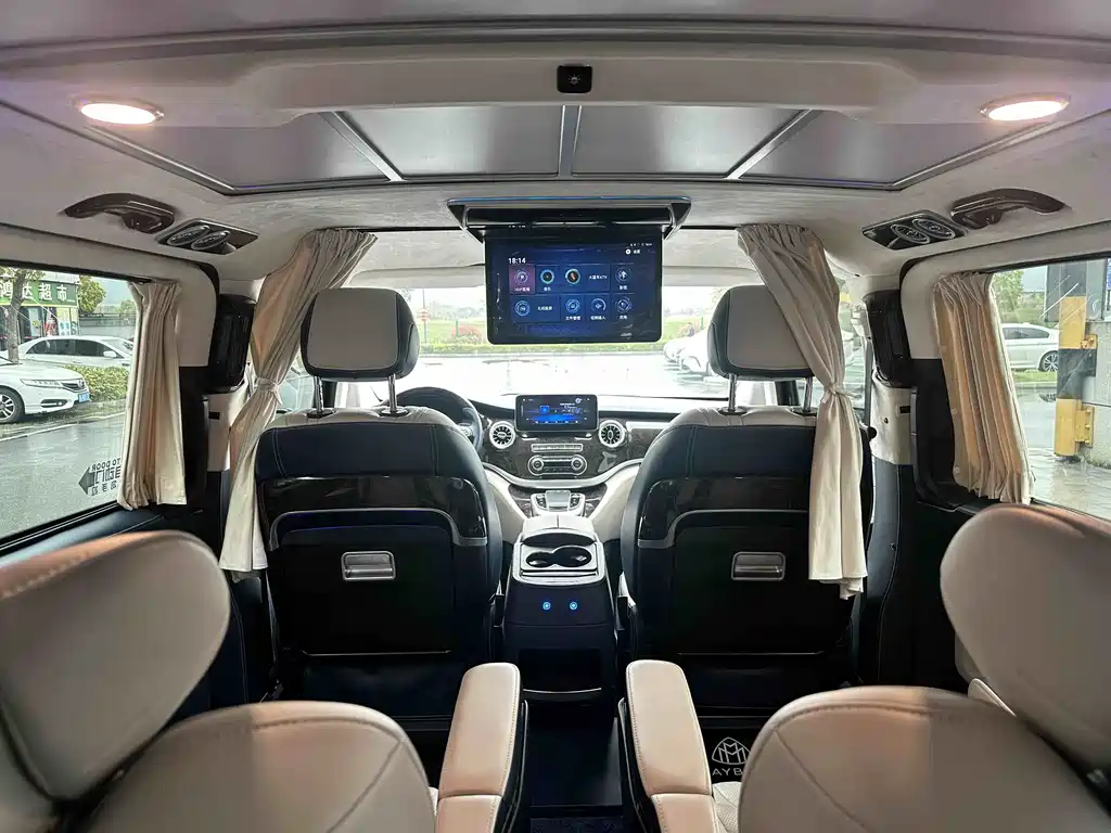 Mercedes-Benz Vito 2022 — фото 15