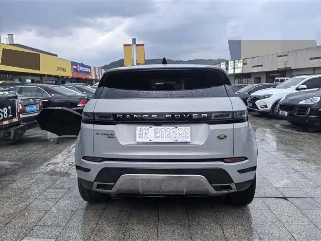Land Rover Evoque 2021 — фото 3