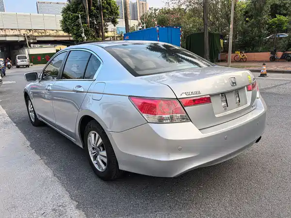 Honda Accord 2010